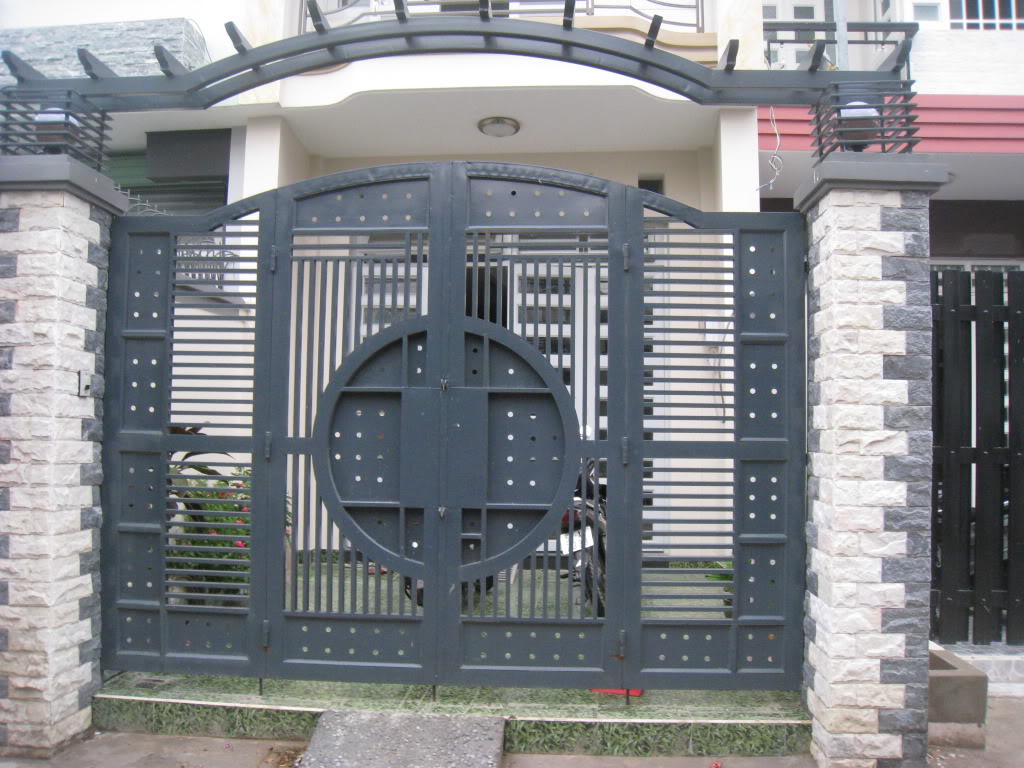 Chọn cổng sắt 4 cánh cùng sửa cửa sắt tận nơi Hà Nội